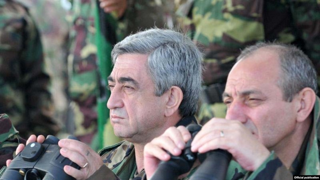 Serj Sarkisyan Qarabağdakı hərbi təlimlərdə, 22 oktyabr 2009