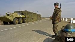 Punct de control din regiunea transnistreană al militarilor ruși de menținere a păcii