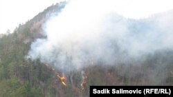 Šuma oko Srebrenice i dalje gori