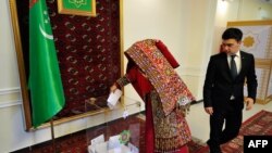ارشیف، عکس تزئیني بڼه لري