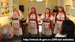 Празднование пятилетия музея украинской вышивки в Симферополе