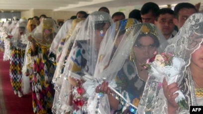 Ресейлік тележүргізушілер фотошопта жалаңаш