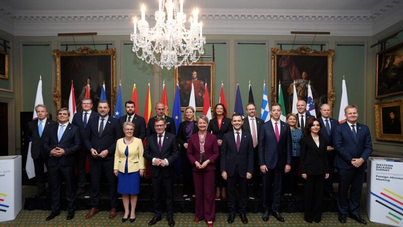 Mbretëria e Bashkuar konfirmon “angazhimin për stabilitet në Ballkanin Perëndimor”