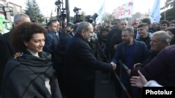 Armenia - Prime Minister Nikol Pashinian holds an election campaign meeting in Talin, November 26, 2018.