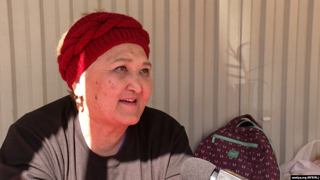 Секс видео: Ұлы өз еркіне қарсы анасын трахает