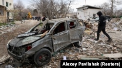 Последствия взрыва в жилом доме в Севастополе, 23 марта 2026 года, фото REUTERS