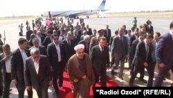 Президент Ирана Хасан Роухани прибыл в Душанбе, где 11 сентября стартует саммит ШОС.