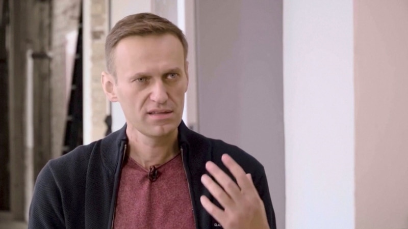 Navalny, i vendosur të kthehet në Rusi