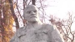 Как крымского коммуниста волнует судьба памятников Ленину (видео)