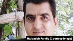 اروند حاجی‌زاده اسفند پارسال با هجوم نیروهای امنیتی به خانه‌اش بازداشت و با قرار وثیقه آزاد شده بود