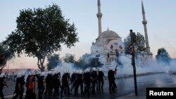 Stamboll, 3 qershor, 2013