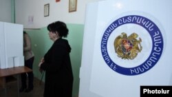 Armenia -- Elections of the mayor of Hrazdan, 17Apr2016