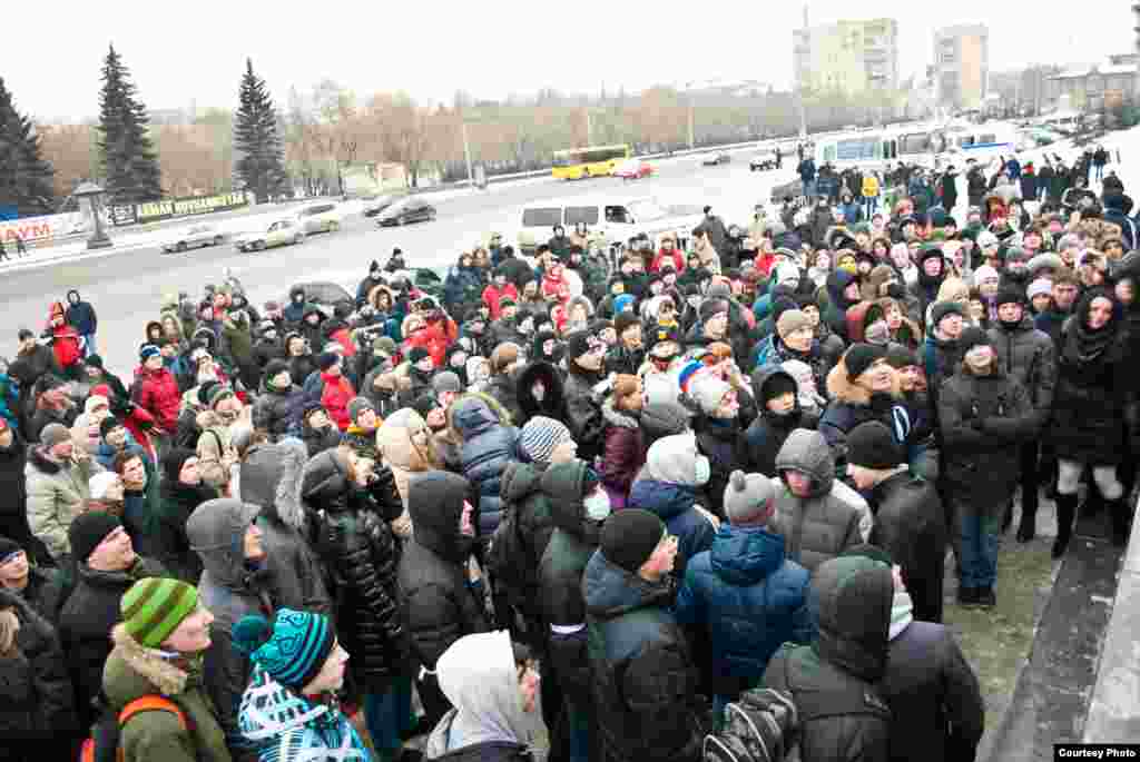 Russia -- A meeting (of who?) in Krasnoyarsk, 10Dec2011