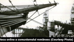 Șantierul Constanța pe vremea când era plin de nave. Sursa: Fototeca online a comunismului românesc. Cota: 245/1970