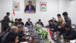 Мақомот мегӯянд, норасоии омӯзгорон “ҳал шудааст”
