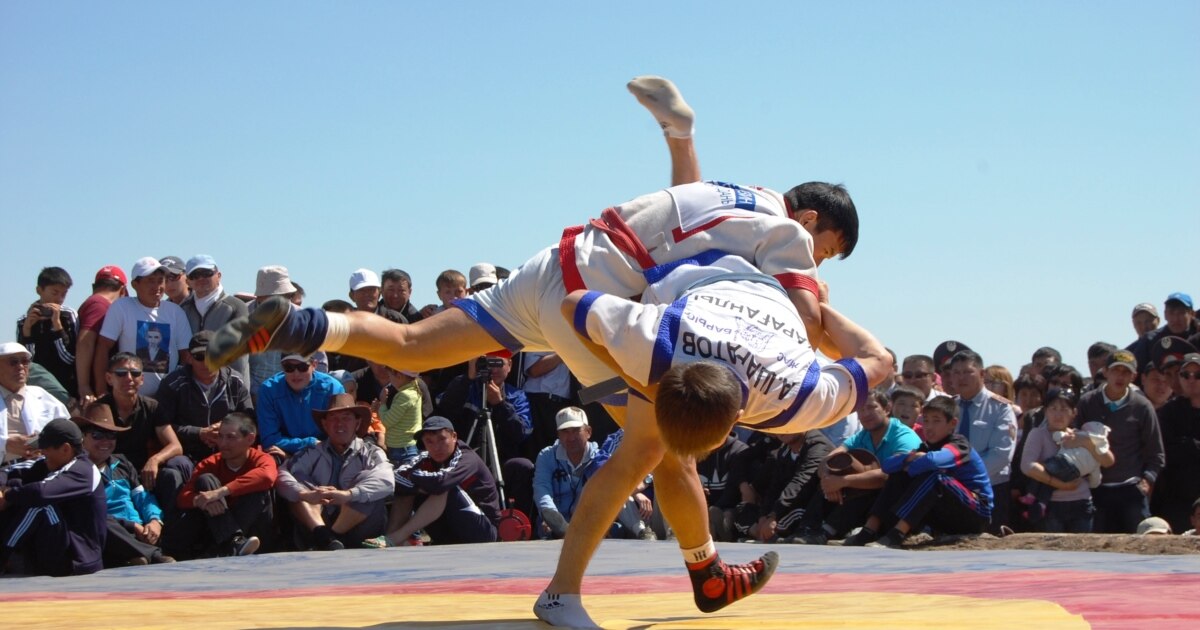 Отбасылық достың досының әйелін сиқыған порно видеосы Орыс порно: тығыз письки