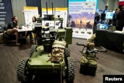 Бесьпілётны наземны транспартны сродак Roboneers