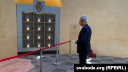 Павал Латушка на месцы пахаваньня Кастуся Каліноўскага ў Вільні