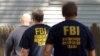 Агенты ФБР во время рейда в Массачусетсе, США. Иллюстративное фото.
