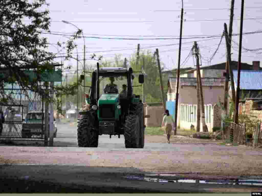 Türkmenistanyň çar tarapyndan #14