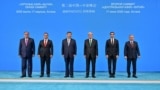 "Орталық Азия – Қытай" екінші саммитіне қатысушы Қазақстан, Қытай, Қырғызстан, Өзбекстан, Тәжікстан және Түрікменстан президенттері. Астана, 17 маусым, 2025 жыл.