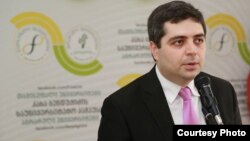 არჩილ კალანდია