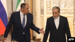 عباس عراقچی و سرگئی لاوروف، وزرای خارجه ایران و روسیه در تهران