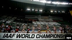 Japan -- A file picture dated 25 August 2007 shows the pack of runners during the women's the 10000m race at the 11th IAAF World Championships in Athletics, Osaka