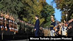 Președintele Nicușor Dan a participat sâmbătă, de Ziua Armatei Române, la ceremonia militară organizată la Brigada 15 mecanizată „Podu Înalt”, Iași 