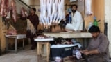 <p>Egy húsbolt a pakisztáni Iszlamabadban a tűzszünet bejelentése után. Május 12-én robbanásokat hallottak az indiai Kasmír határ menti Samba városában. Az indiai légvédelem pakisztáni drónokat lőtt le 