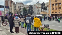 Илустрација - протест на граѓани пред Собранието