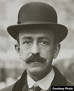 Композитор Мануэль де Фалья.