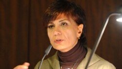 جنگ با میراث جنبش زنان چه می‌کند؟ گفت‌وگو با منصوره شجاعی