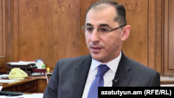 министр финансов Армении Вардан Арамян (архив)