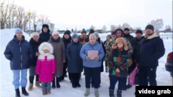 Жителі села Козиха Ординского району Новосибірської області Росії під час відеозвернення до очільника РФ Путіна