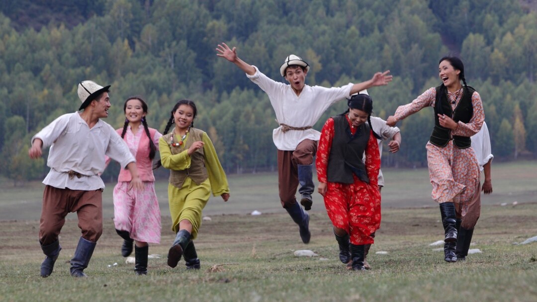 маманың тыртығы жалаңаш