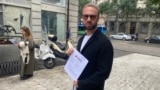 Belgrade - Belarusian activist Andrey Gnyot submits the appeal of public figures for his release to the President of Serbia, August 16, 2024