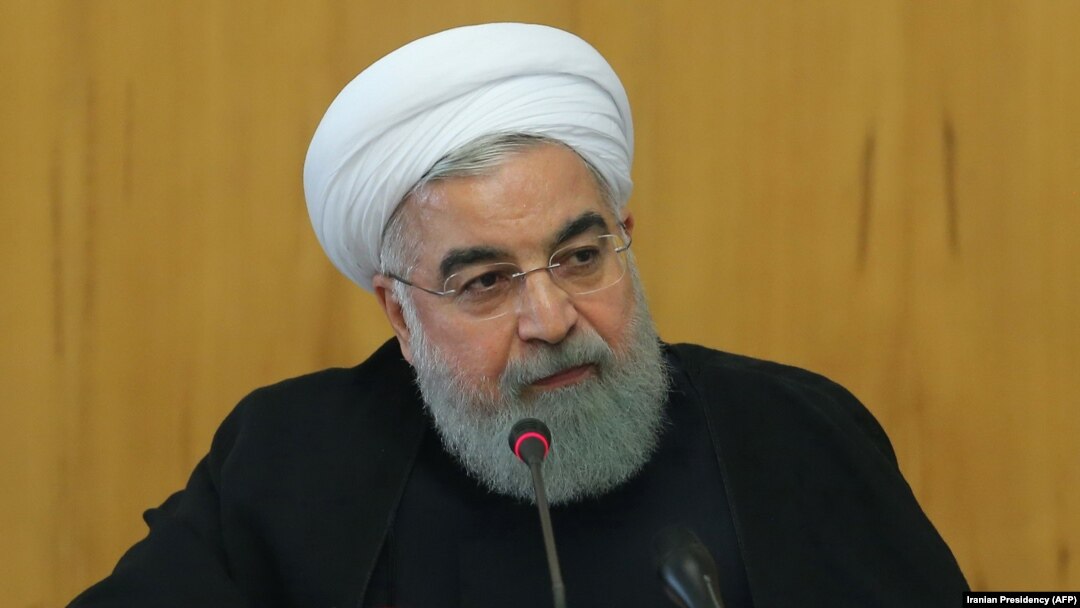حسن روحانی در امر استقرار موقت و دائمی مردم زلزله‌زده خواستار پرهیز از موازی‌کاری شده است.