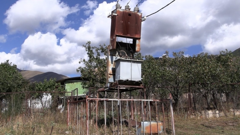 Արջուտցիները պահանջում են հեռացնել իրենց կյանքի համար վտանգավոր դարձած էլեկտրական ենթակայանը
