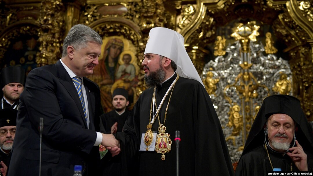 Президент Украины Пётр Порошенко и новый митрополит Киевский Епифаний
