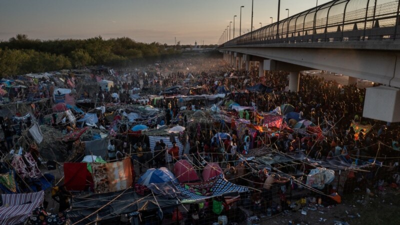 Ispražnjen migrantski kamp u Teksasu u kojem su boravili Haićani