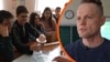 «Я вчитель чи воїн?»: як фізик збирає мільйони переглядів