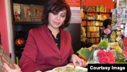 Azeri child writer Reyhan Yusifgizi (Reyhan Yusifqızı Şıxlınskaya)