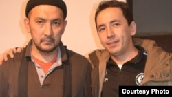 Жасулан Анафияев (слева)