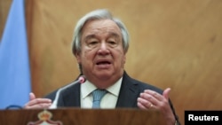 Secretarul general ONU, Antonio Guterres, într-o vizită în Iordania, spune că tot mai multe țări sunt de acord că Israelul trebuie să înceteze focul.