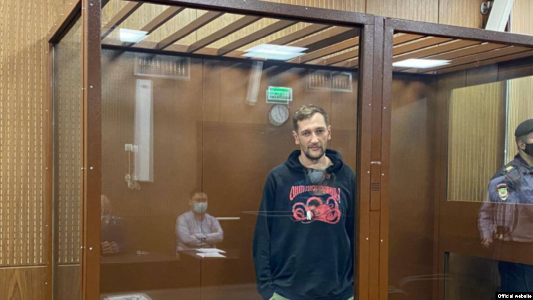 Алексей Навальнийнинг укаси Олег Навальний.