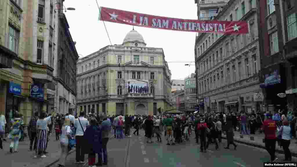 Protestna šetnja antifašista, ispred Vječne vatre