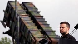 Владимир Зеленский во время посещения учений украинских военных в Германии, 2024 год