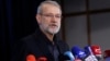 Ali Laridžani razgovara s novinarima pošto se registrovao kao kandidat za predsedničke izbore u junu 2024. u Teheranu, 31. maja 2024.