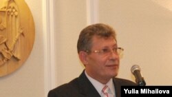 Acting President Mihai Ghimpu